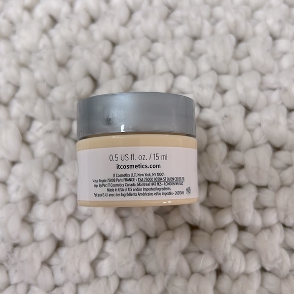🆕 IT Cosmetics Confidence in a Cream Anti-Aging Armour Moisturizer. NWT. - Picture 5 of 11